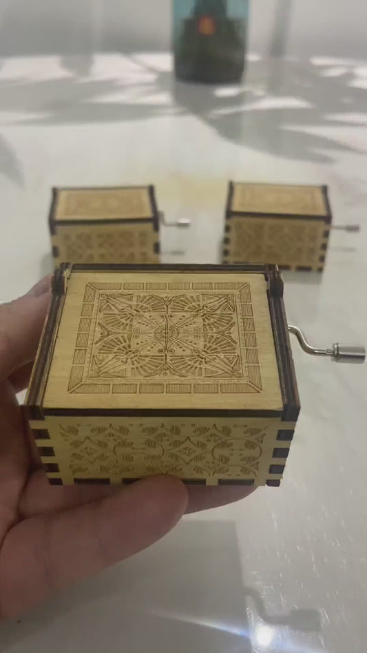 Naruto Sadness and Sorrow Hand-Cranked Music Box (Sad and Sorrow)